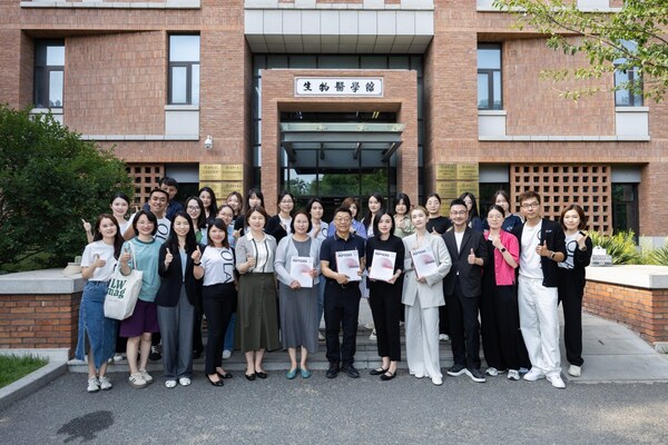 OLAY携手中国妇女发展基金会启动科学有她----女生爱科学第三期公益项目