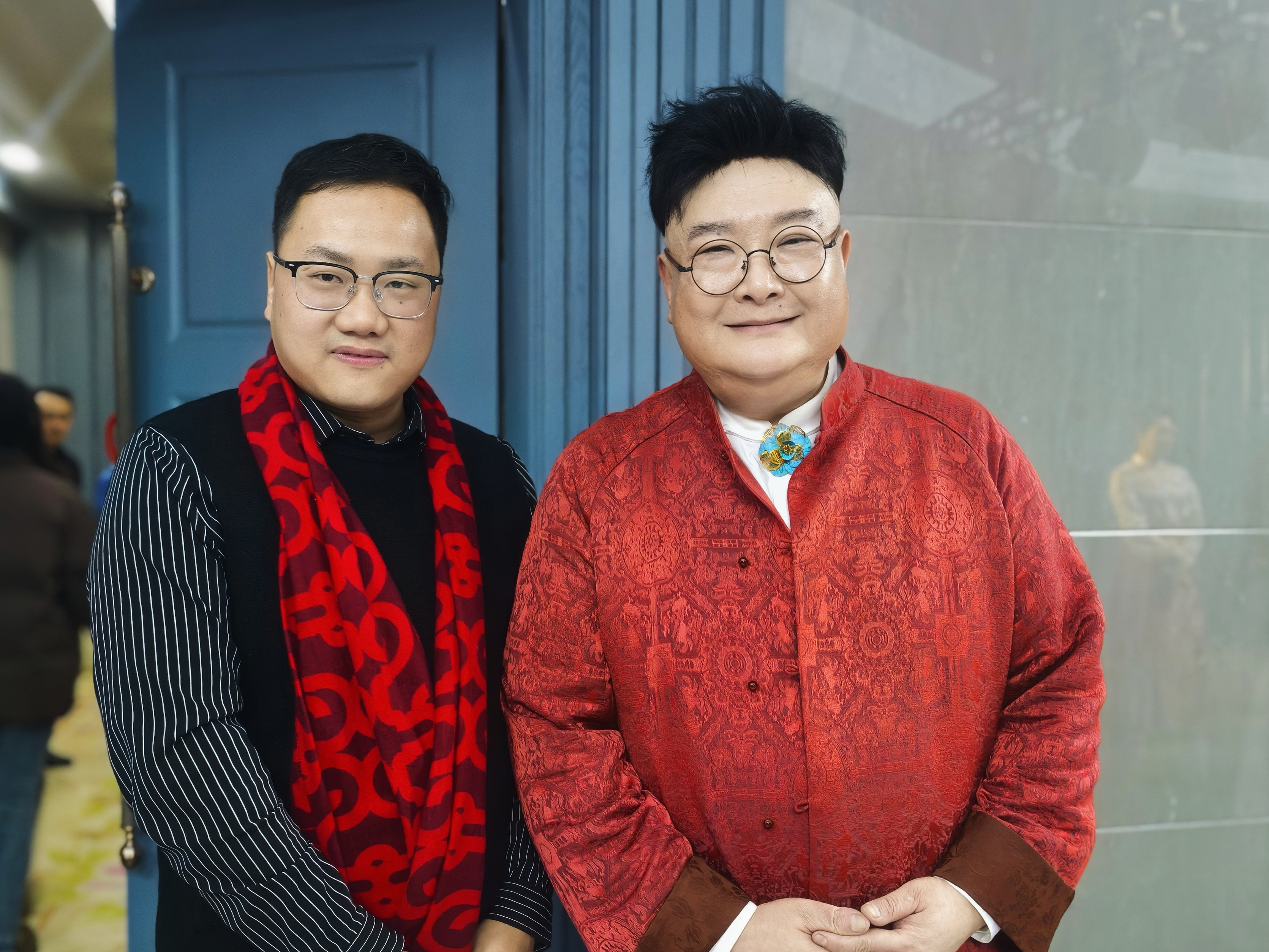 受邀观礼《梨园春》年度总决赛 李志磊提出非遗商业化的三大创新路径