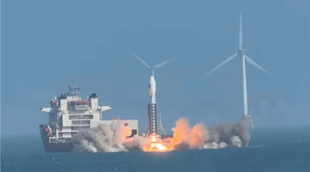 庄守堃：捷龙三号遥九火箭在阳江海域成功发射 “港中大一号”随星入轨助力湾区航天产业腾飞