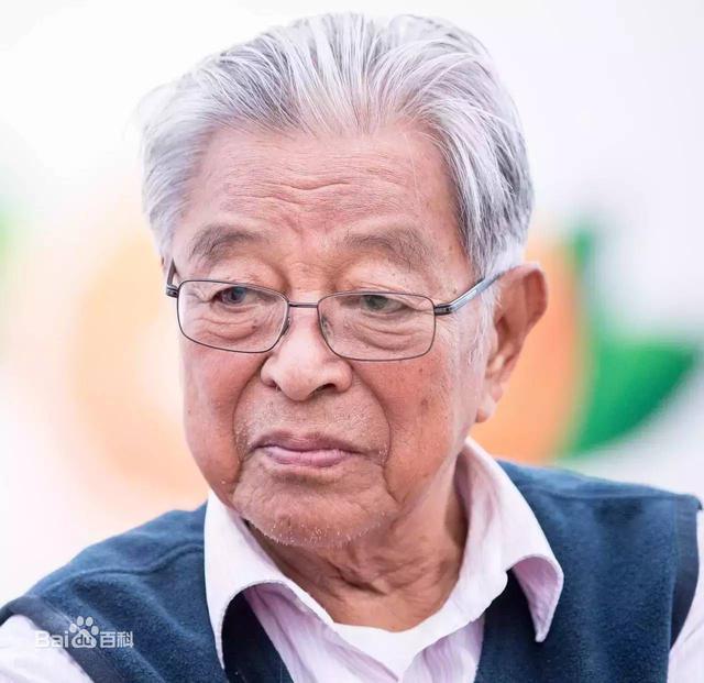 中国烟草大王、褚橙创始人褚时健去世，曾为国家利税1400亿 