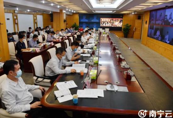 周红波主持召开中国（广西）自由贸易试验区南宁片区建设工作领导小组全体会议